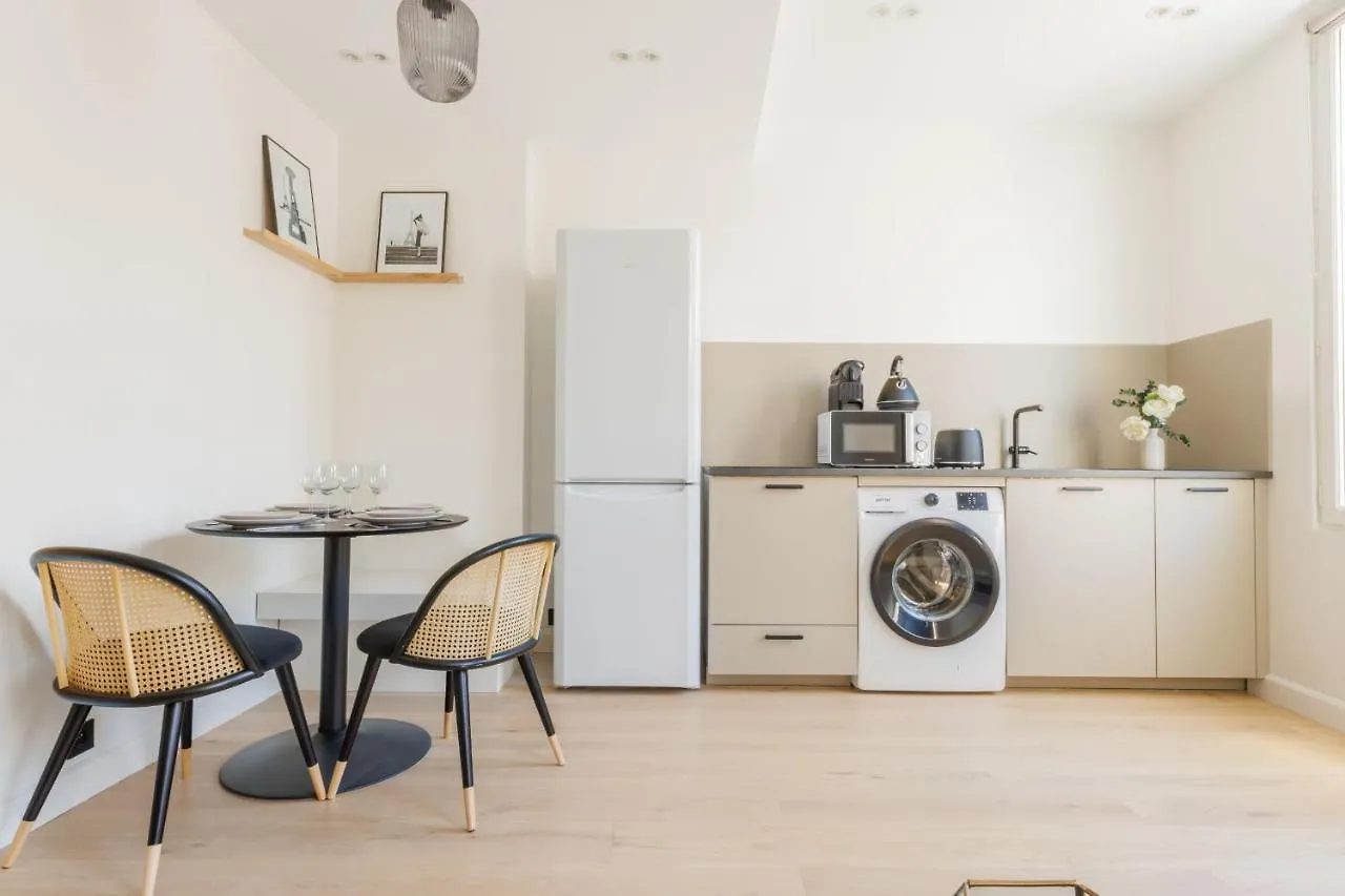 Lovely Apartment 4P1Bdr - Sentiergrands Blv Paris 0*,
