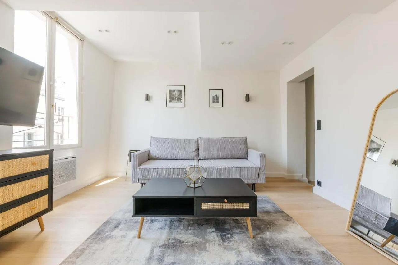 Lovely Apartment 4P1Bdr - Sentiergrands Blv Paris França